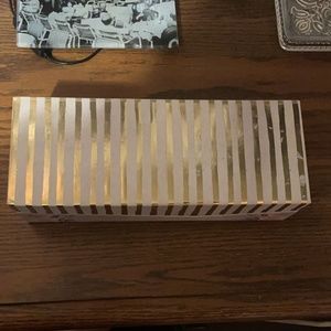 Decorative container